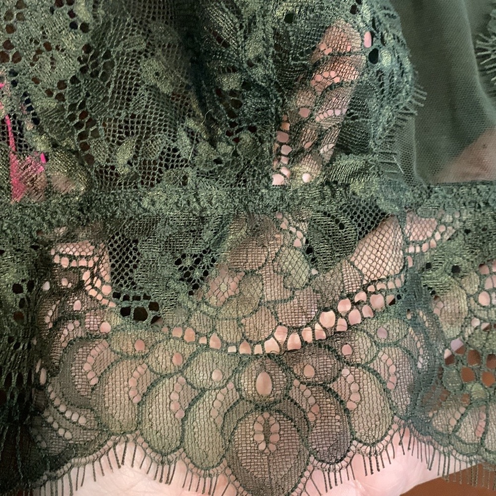 Lace bralette - Picture 7 of 9